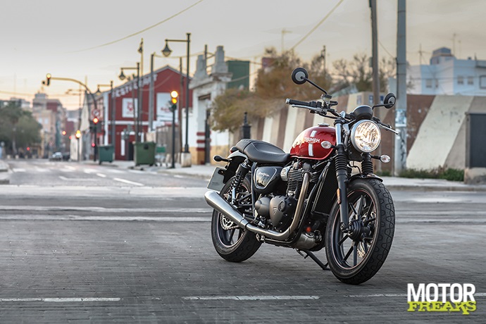 Triumph Street Twin