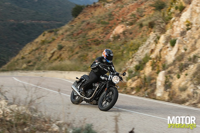 Triumph Street Twin