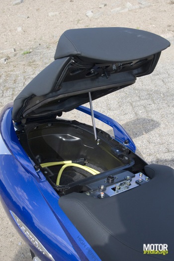 Vectrix VX-1 Elektrische motorscooter vectrix2_08_013.jpg