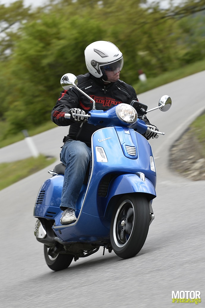 Vespa 2014 GTS300 Super