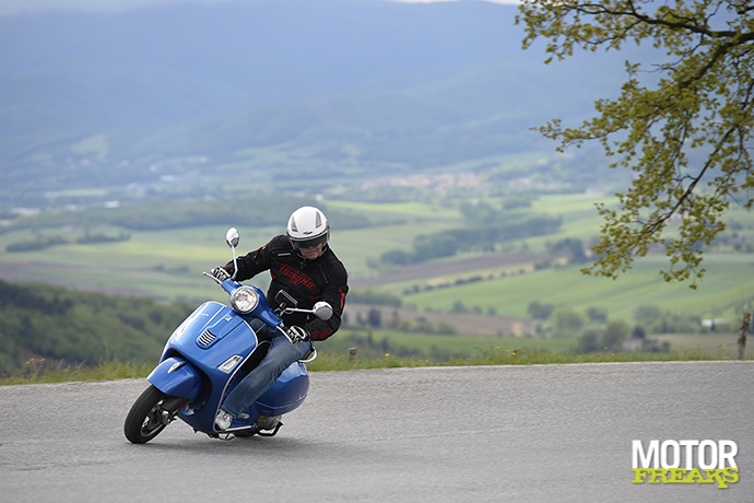 Vespa 2014 GTS300 Super