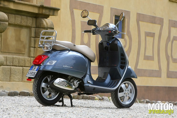 Vespa 2014 GTS300 Super