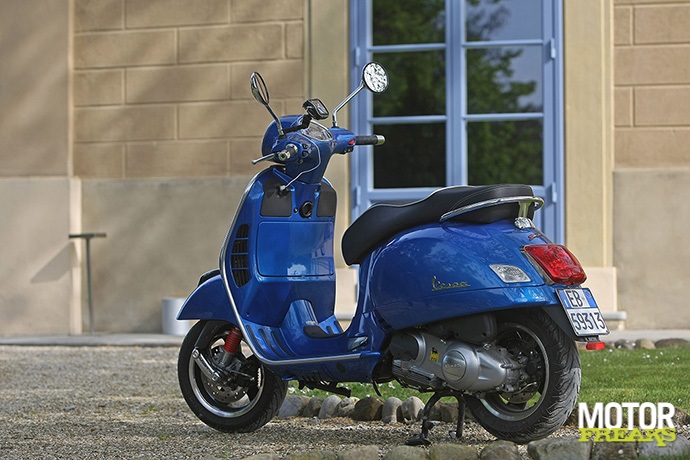 Vespa 2014 GTS300 Super