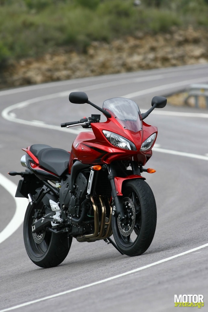 yamaha_fz6n_5-4.jpg