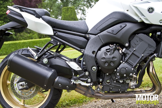 Yamaha Fazer8: klik op de foto voor een grote afbeelding Yamaha Fazer8