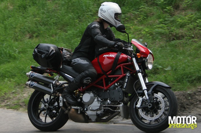 Kampeertest_Ducati_S4R_IMG_8666.jpg