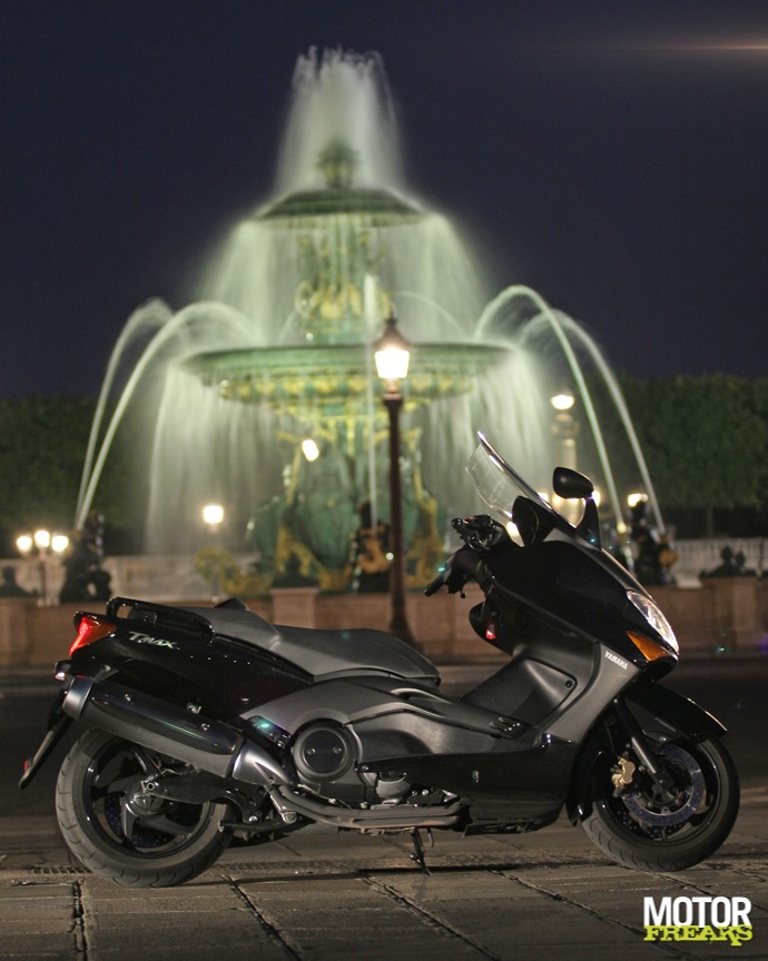Paris_by_motorscooter_IMG_0598.jpg