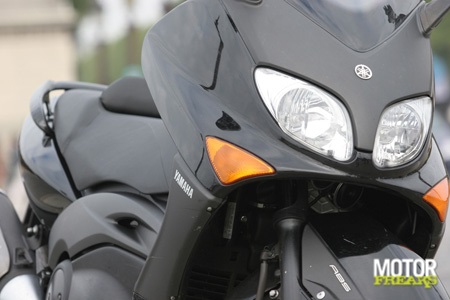 Paris_by_motorscooter_IMG_0886.jpg