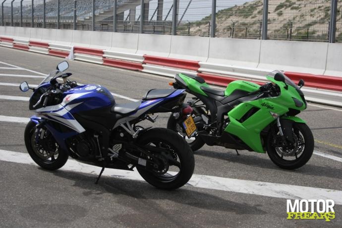 zx6r-cbr600rr_4_1_l.jpg