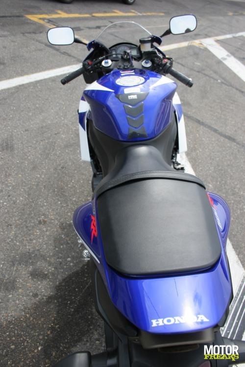 zx6r-cbr600rr_5_4_l.jpg