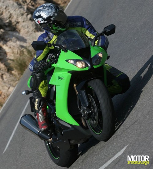 ZX-10R-RC8_IMG_8323.JPG