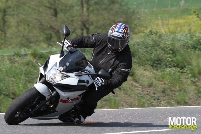 Yamaha_XJ6F