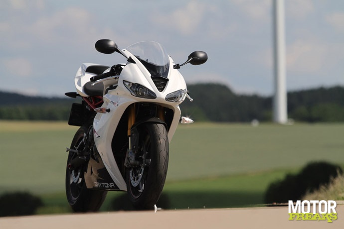 Triumph Daytona 675R 2011