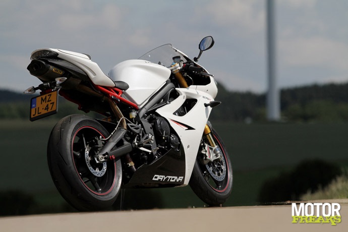Triumph Daytona 675R 2011