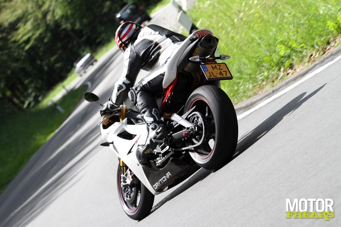 Triumph Daytona 675R 2011