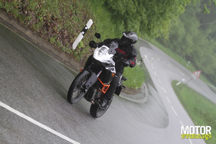 KTM Adventure R