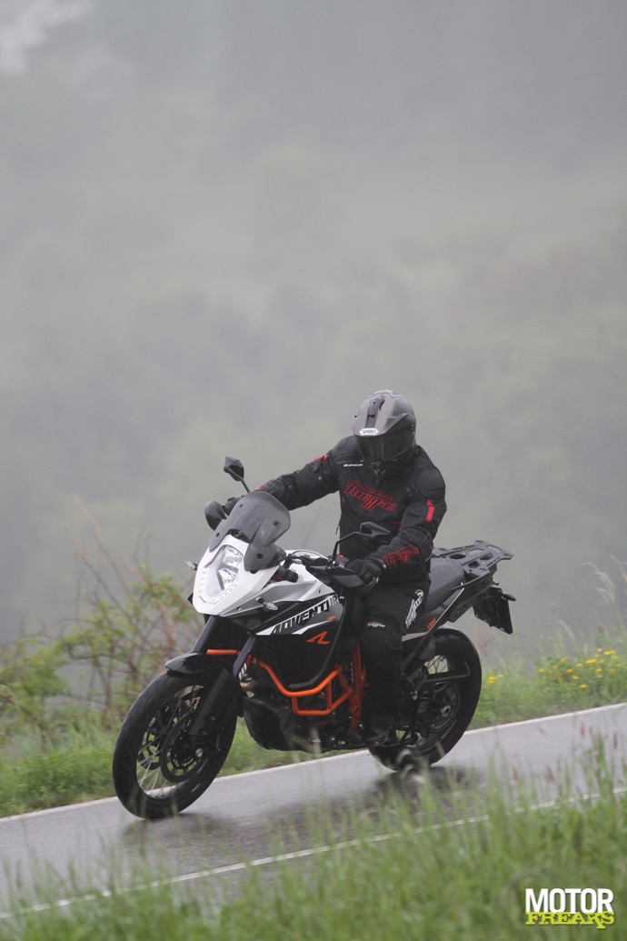 KTM AdventureR