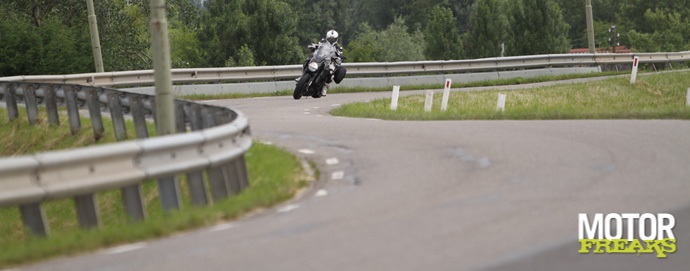 Ducati Diavel Strada