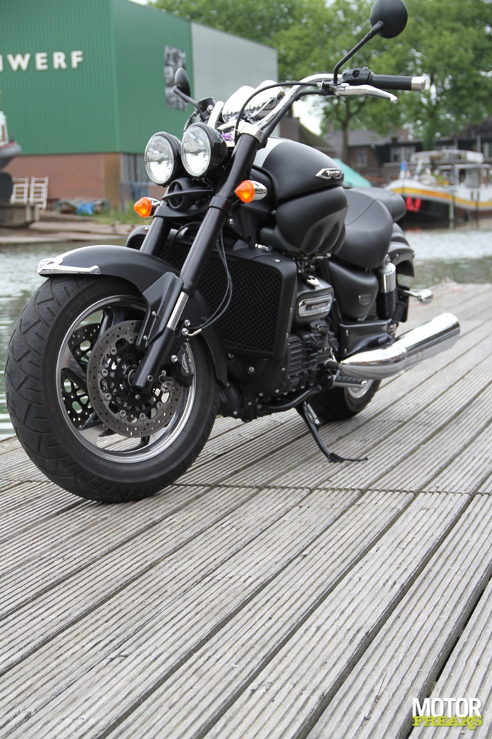 Triumph Rocket III Roadster