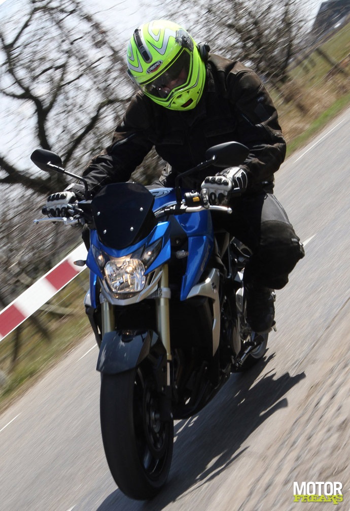 Suzuki GSR750