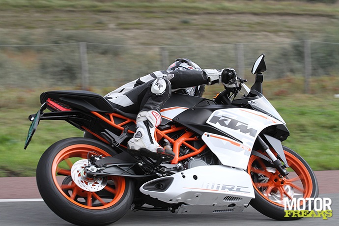 KTM 2014_RC390_2732