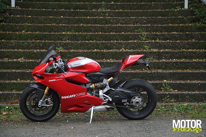 Ducati 2014_1199_Panigale_R_1553