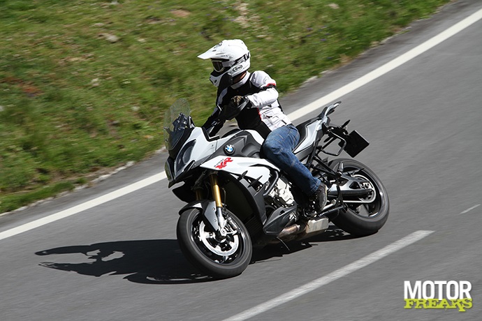 BMW S1000XR