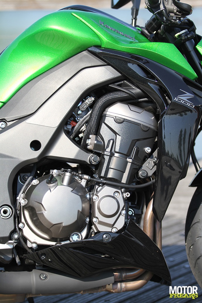 Kawasaki Z1000