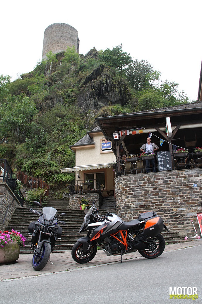 KTM 1290 Super Duke GT versus Yamaha MT-10 Touring