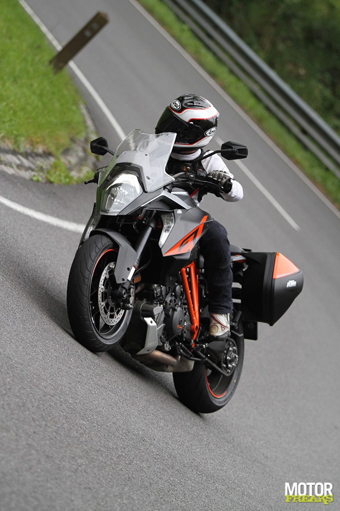 KTM 1290 Super Duke GT