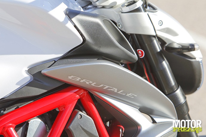 MV Agusta Brutale 800
