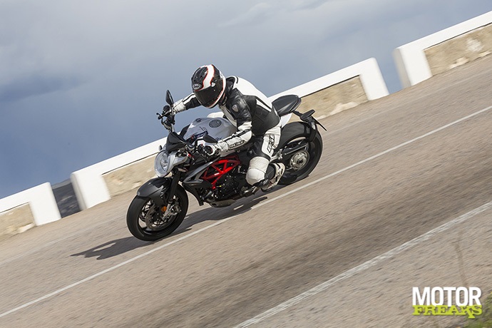 MV Agusta Brutale 800